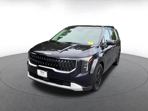 Used 2026 Kia Carnival FWD image 7