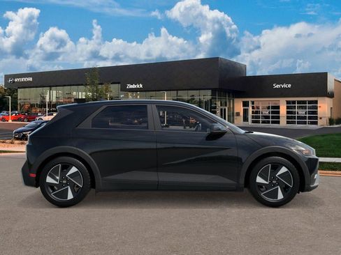 New 2026 Hyundai Ioniq 5 SE AWD/4WD image 7