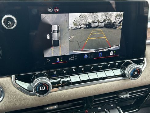 Used 2026 GMC Canyon Denali image 15