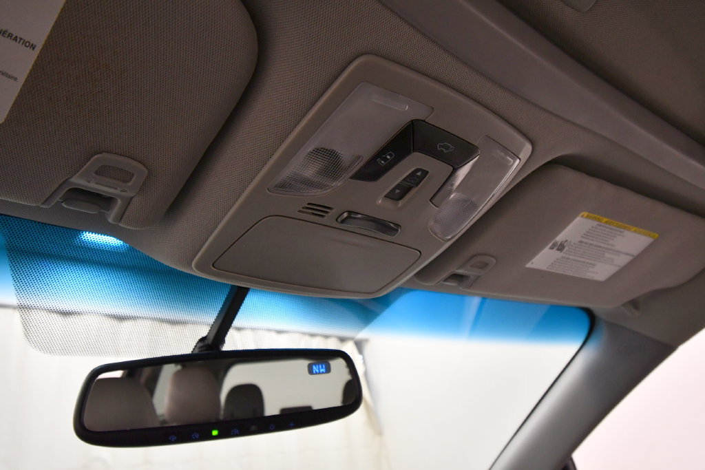 Used 2017 Toyota Sienna XLE Premium FWD image 30