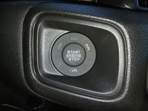 New 2026 Jeep Gladiator Sport image 18