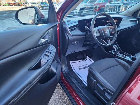 Used 2024 Buick Encore GX Preferred image 22
