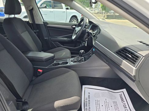 Used 2019 Volkswagen Jetta S w/ Driver Assistance Package FWD image 11