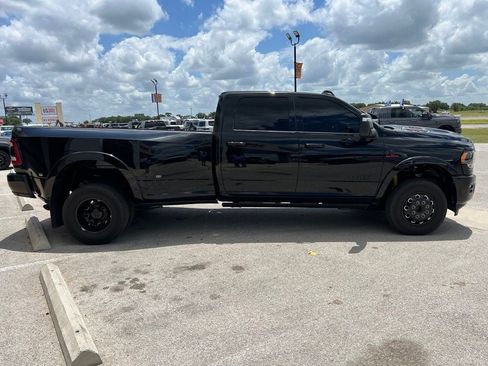 Used 2024 RAM 3500 Limited w/ Night Edition AWD/4WD image 6