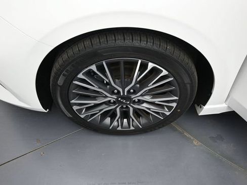 Used 2023 Kia Forte GT-Line w/ GT-Line Premium Package FWD image 37