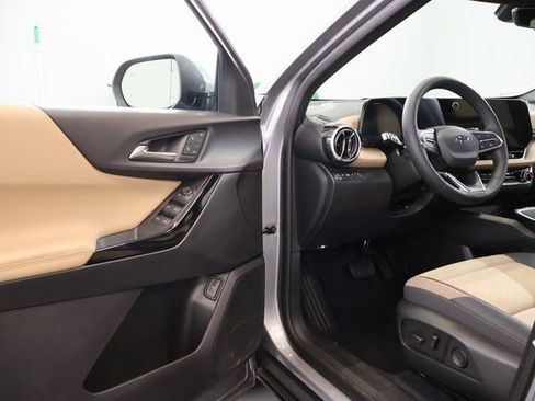 New 2026 Chevrolet Equinox ACTIV w/ Convenience Package III image 8