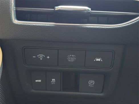 Used 2023 Hyundai Sonata Limited w/ Cargo Package image 31