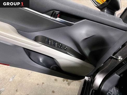 Used 2023 Toyota Camry LE AWD/4WD image 36