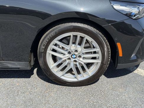Used 2024 BMW 530i xDrive w/ Premium Package AWD/4WD image 25