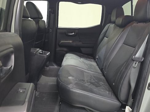 Used 2023 Toyota Tacoma TRD Off-Road w/ TRD Premium Off Road Package AWD/4WD image 10