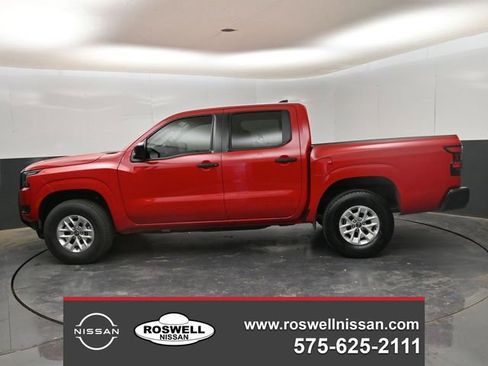 Certified 2025 Nissan Frontier S w/ S Utility Package image 5