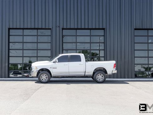 Used 2015 RAM 2500 Laramie AWD/4WD image 1