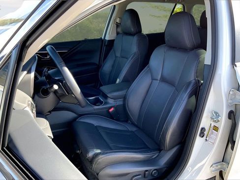 Used 2023 Subaru Outback Limited XT w/ Popular Package #2 image 21