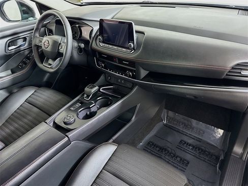 Certified 2025 Nissan Rogue SV w/ Rock Creek Premium Package image 32