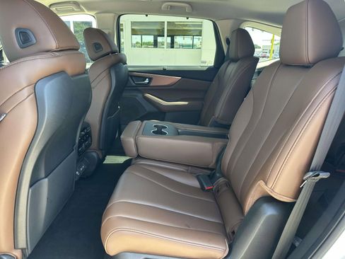 Certified 2024 Acura MDX SH-AWD w/ Technology Package image 14