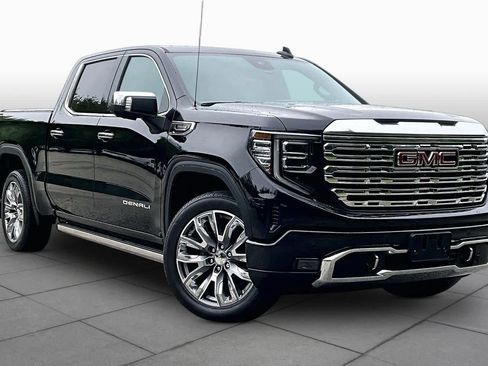 Used 2023 GMC Sierra 1500 Denali w/ Denali Reserve Package AWD/4WD image 3