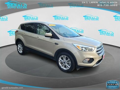 Used 2017 Ford Escape SE FWD image 9