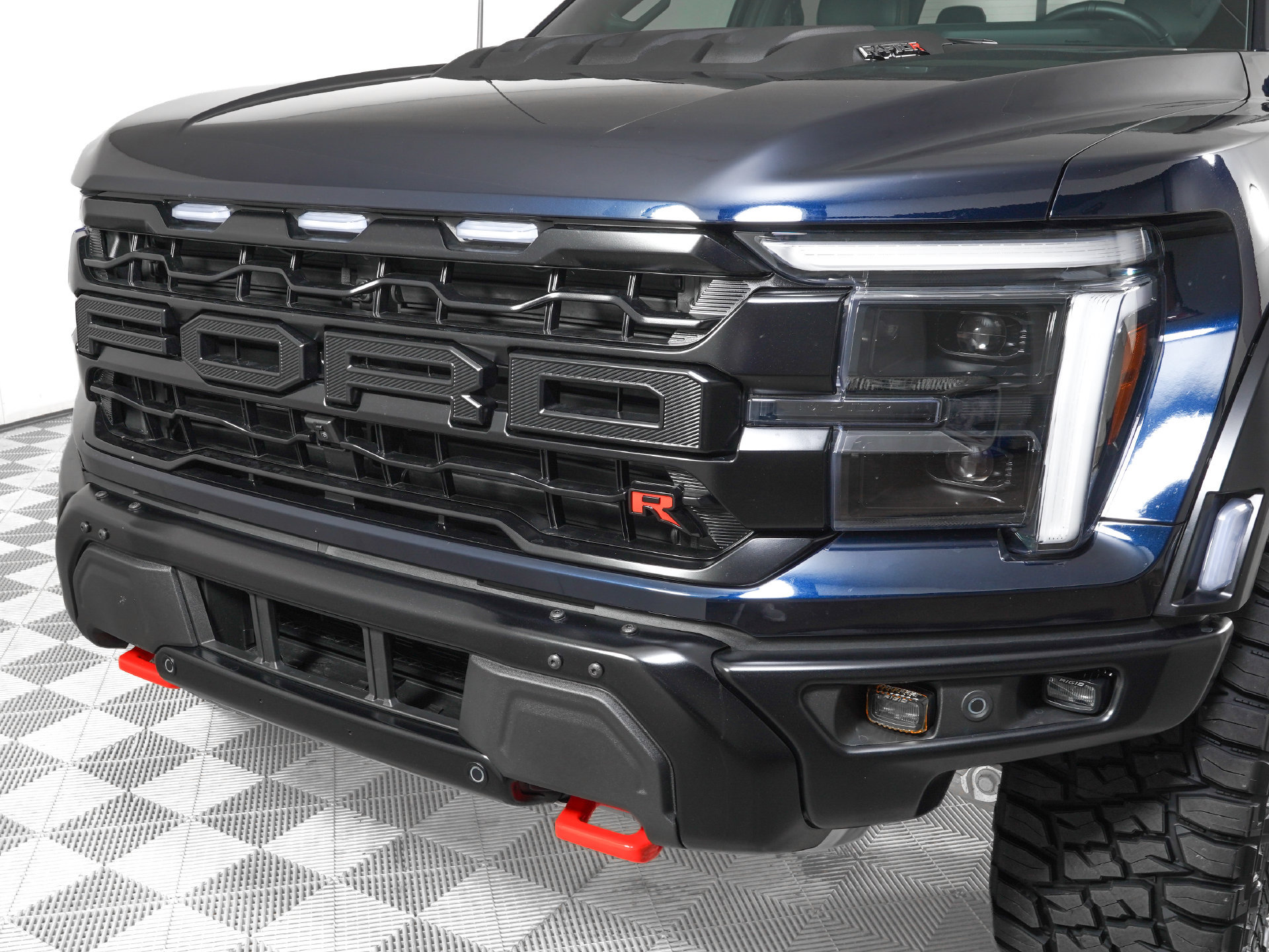 Used 2026 Ford F150 Raptor w/ Equipment Group 803A Raptor R AWD/4WD image 32