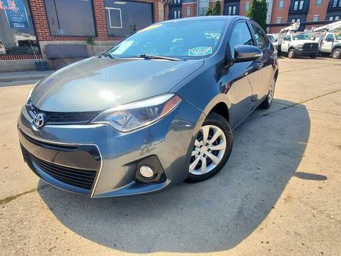 Used 2016 Toyota Corolla S FWD image 2