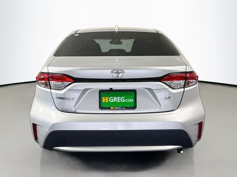 Used 2021 Toyota Corolla LE FWD image 8