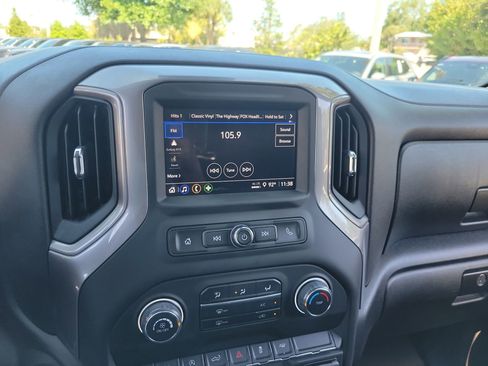 Used 2024 Chevrolet Silverado 1500 Custom image 22