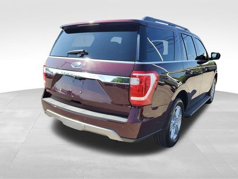 Used 2020 Ford Expedition XLT w/ Equipment Group 201A AWD/4WD image 4