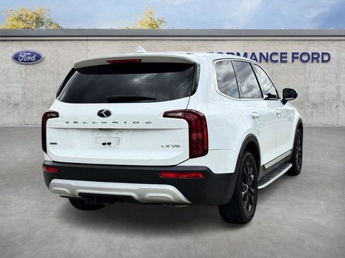 Used 2020 Kia Telluride LX AWD/4WD image 8