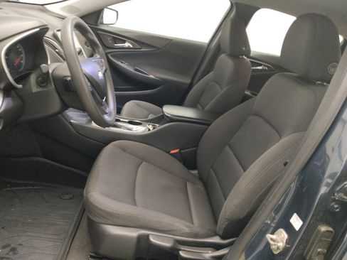 Used 2019 Chevrolet Malibu LS FWD image 17