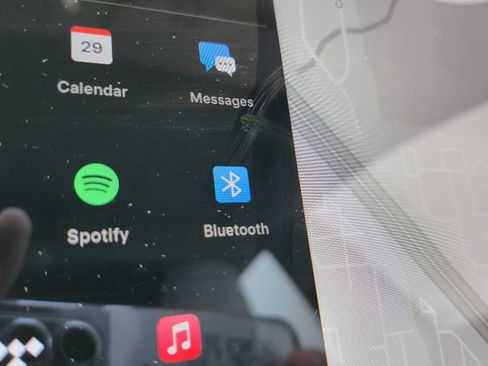 Used 2020 Tesla Model 3 Standard Range Plus image 8