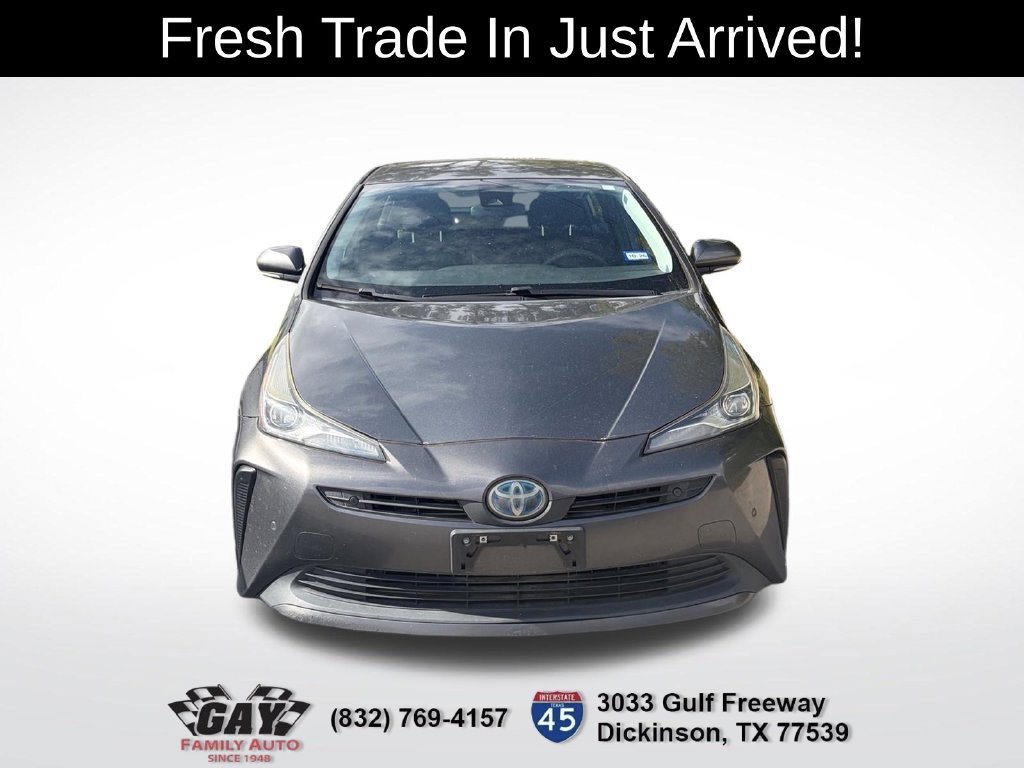 Used 2020 Toyota Prius LE FWD image 2