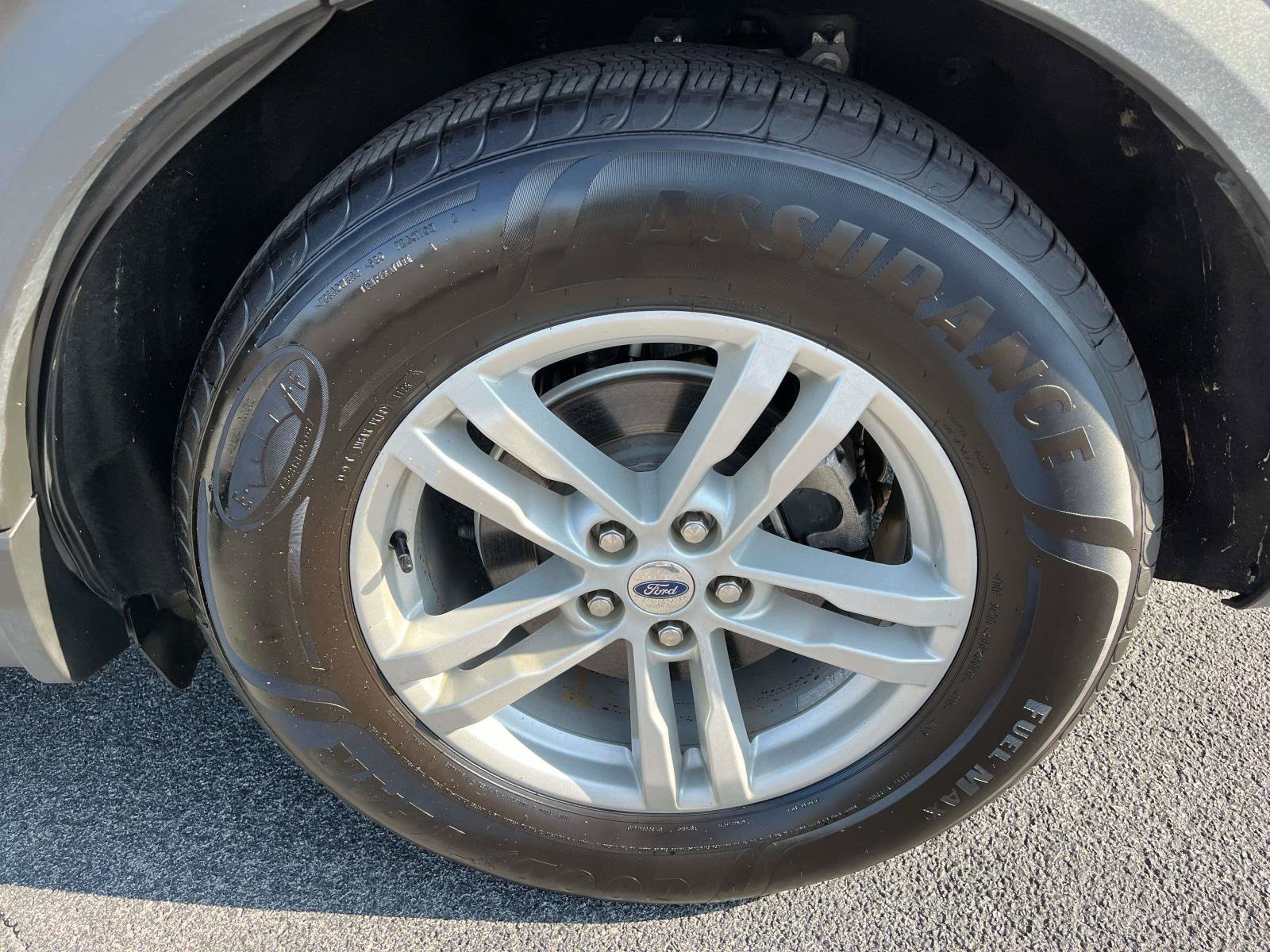 Used 2021 Ford Explorer XLT RWD image 11
