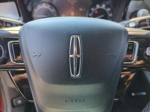 Used 2022 Lincoln Corsair AWD w/ Equipment Group 101A image 24