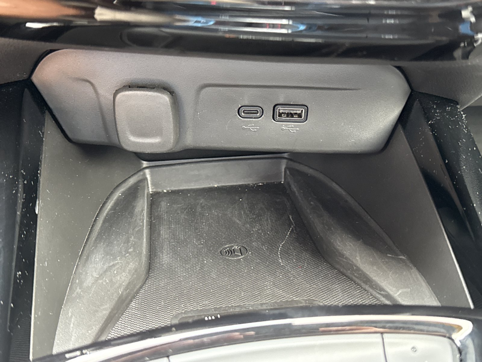 Used 2026 Chevrolet Trax RS w/ Sunroof Package FWD image 20