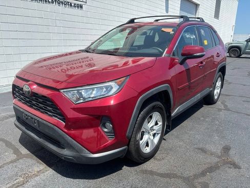Used 2019 Toyota RAV4 XLE w/ Convenience Package AWD/4WD image 1