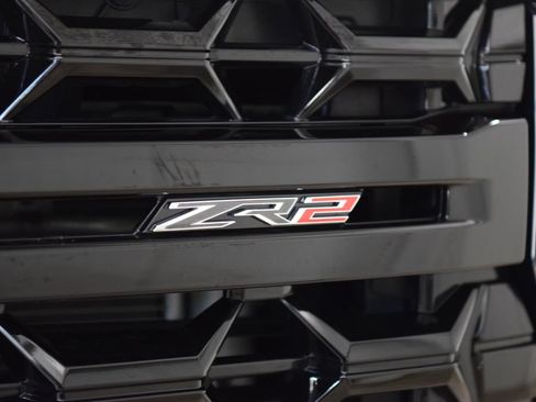 Used 2026 Chevrolet Silverado 2500 ZR2 AWD/4WD image 14