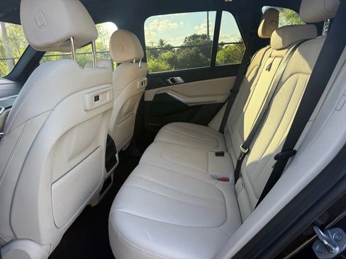Used 2022 BMW X5 sDrive40i w/ Parking Assistance Package RWD image 10
