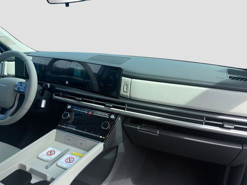 New 2026 Hyundai Santa Fe SE FWD image 21