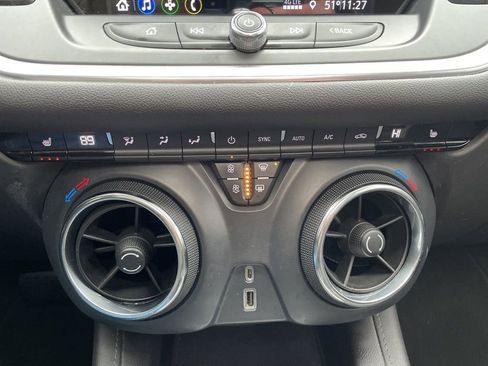 Used 2020 Chevrolet Blazer LT image 21