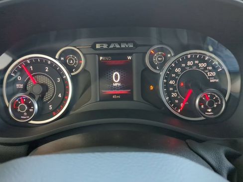 New 2026 RAM 2500 Big Horn AWD/4WD image 15