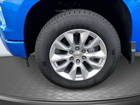 New 2026 Chevrolet Silverado 1500 Custom w/ LPO, Dark Essentials Package image 12