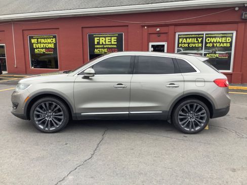 Used 2016 Lincoln MKX Reserve w/ Technology Package image 4