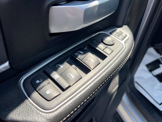 Used 2024 RAM 2500 Big Horn AWD/4WD image 25