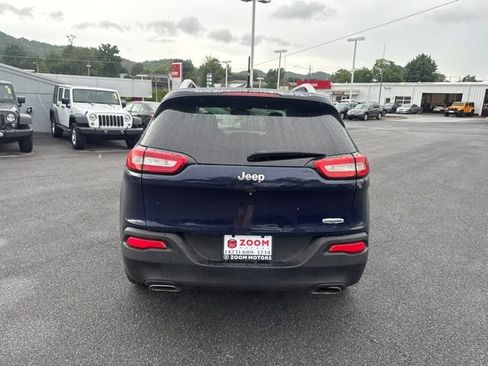 Used 2015 Jeep Cherokee Latitude FWD image 7
