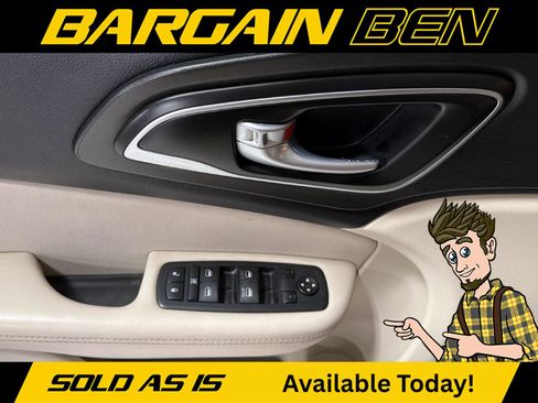 Used 2016 Chrysler 200 Limited w/ Convenience Group image 14