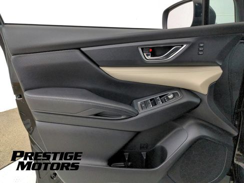 Used 2022 Subaru Ascent Limited AWD/4WD image 25