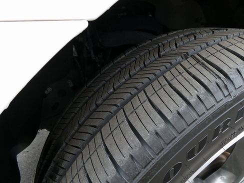 Used 2021 Ford Expedition Max Platinum image 13