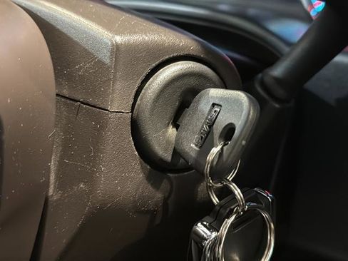 Used 2017 GMC Sierra 1500 Denali image 32