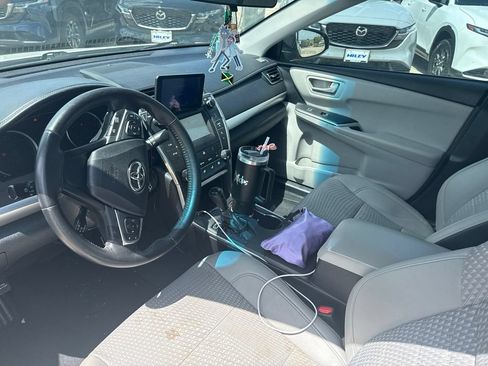Used 2015 Toyota Camry SE FWD image 10
