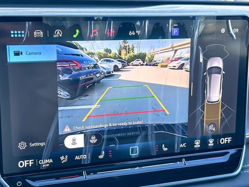 New 2026 Volkswagen Tiguan SE R-Line image 18