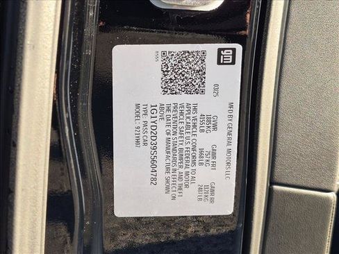 Used 2025 Chevrolet Corvette Z06 RWD image 25